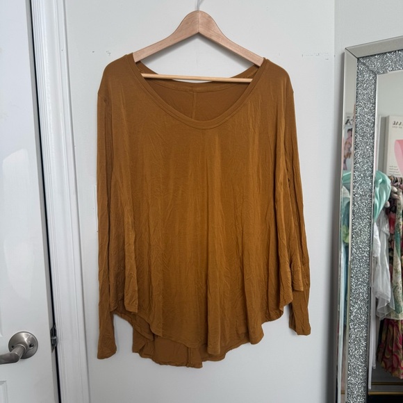 Lululemon Up for Down Time Long Sleeve
Spiced Bronze 12 - Picture 5 of 7
